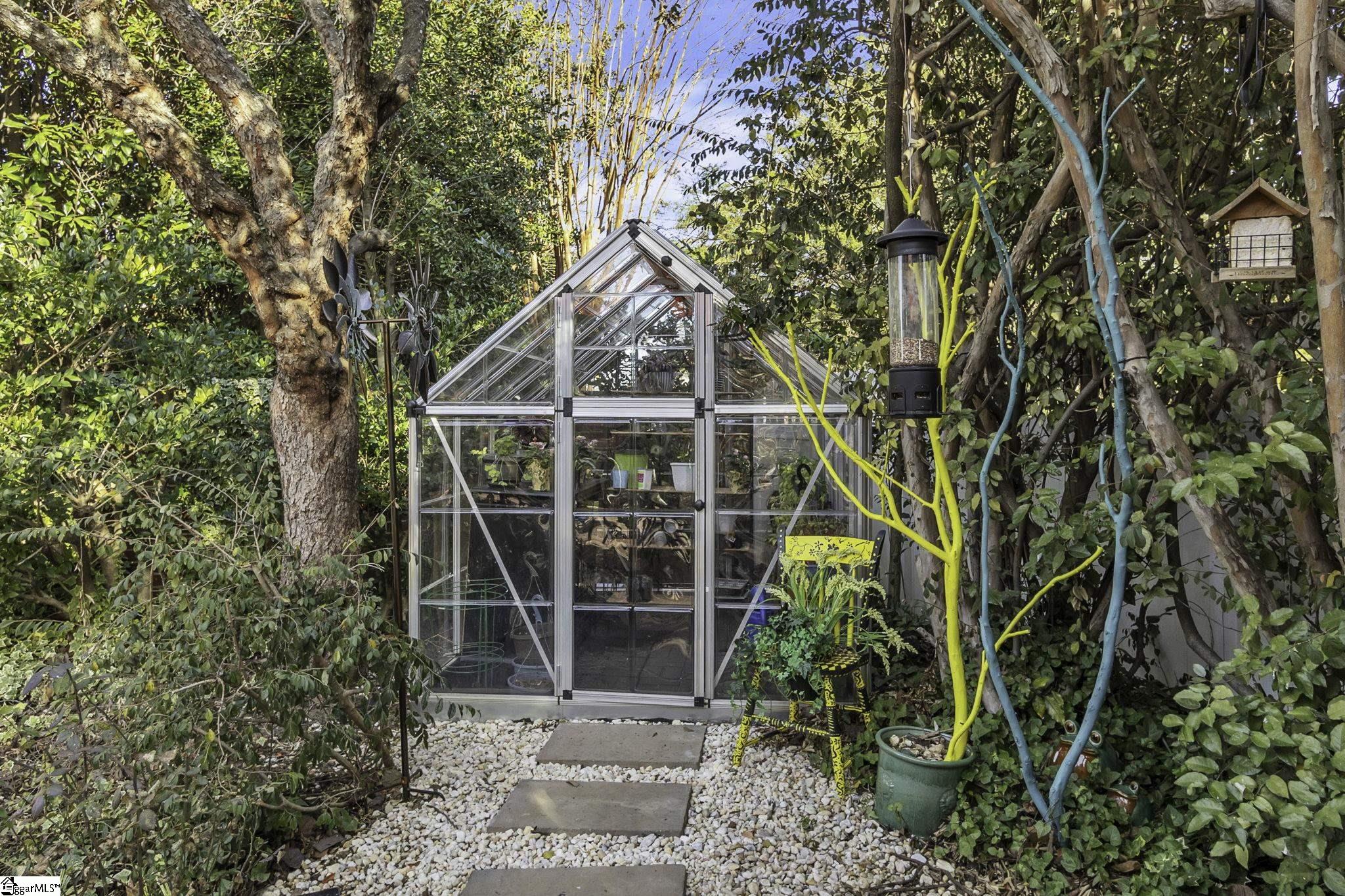 307 Ashby Park Lane Greenville, SC 29607 - Photo 2 of 33