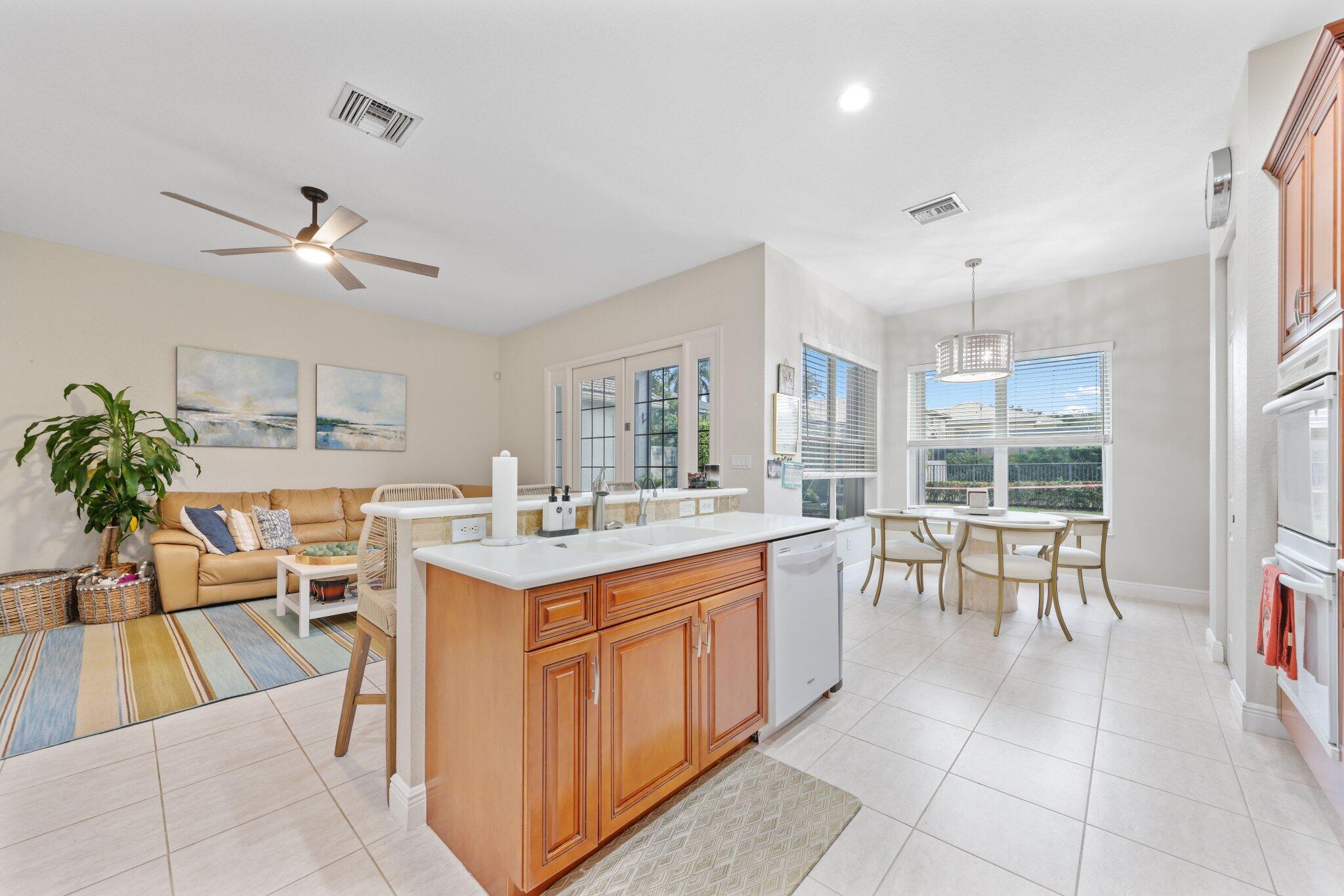 19090 Skyridge Circle Boca Raton, FL 33498 - Photo 18 of 70 19090 Skyridge Circle - 34.jpg-SMALL