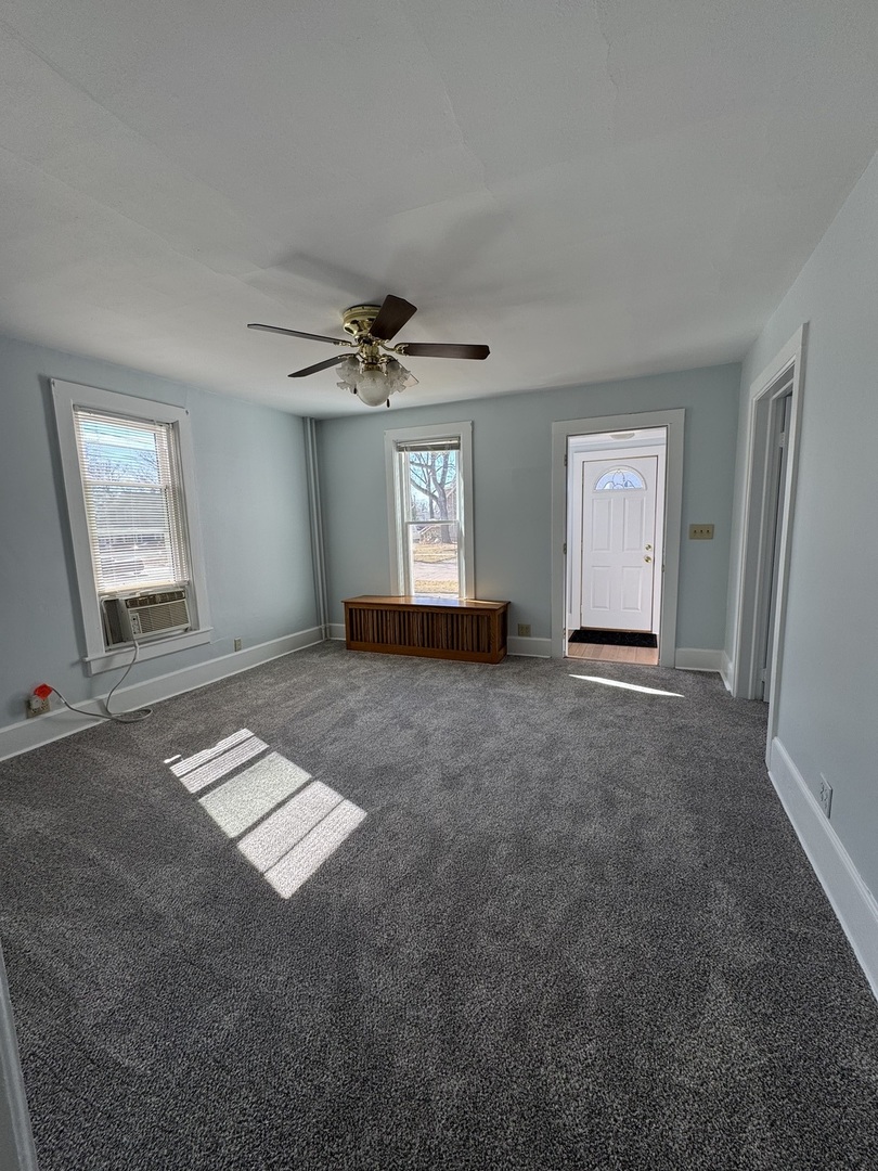14 South Jackson Street, Unit 1 Batavia, IL 60510 - Photo 7 of 21