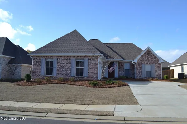 $299,900 | 313 Willow Way, Canton, MS 39046