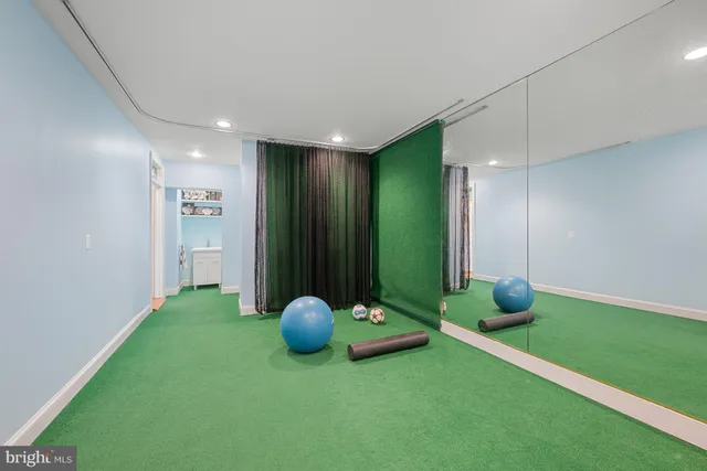 a view of a workspace with furniture