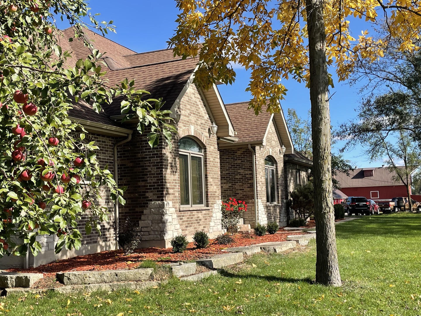 13659 Barber Greene Road Sycamore, IL 60178 - Photo 2 of 61 front view of house with a yard