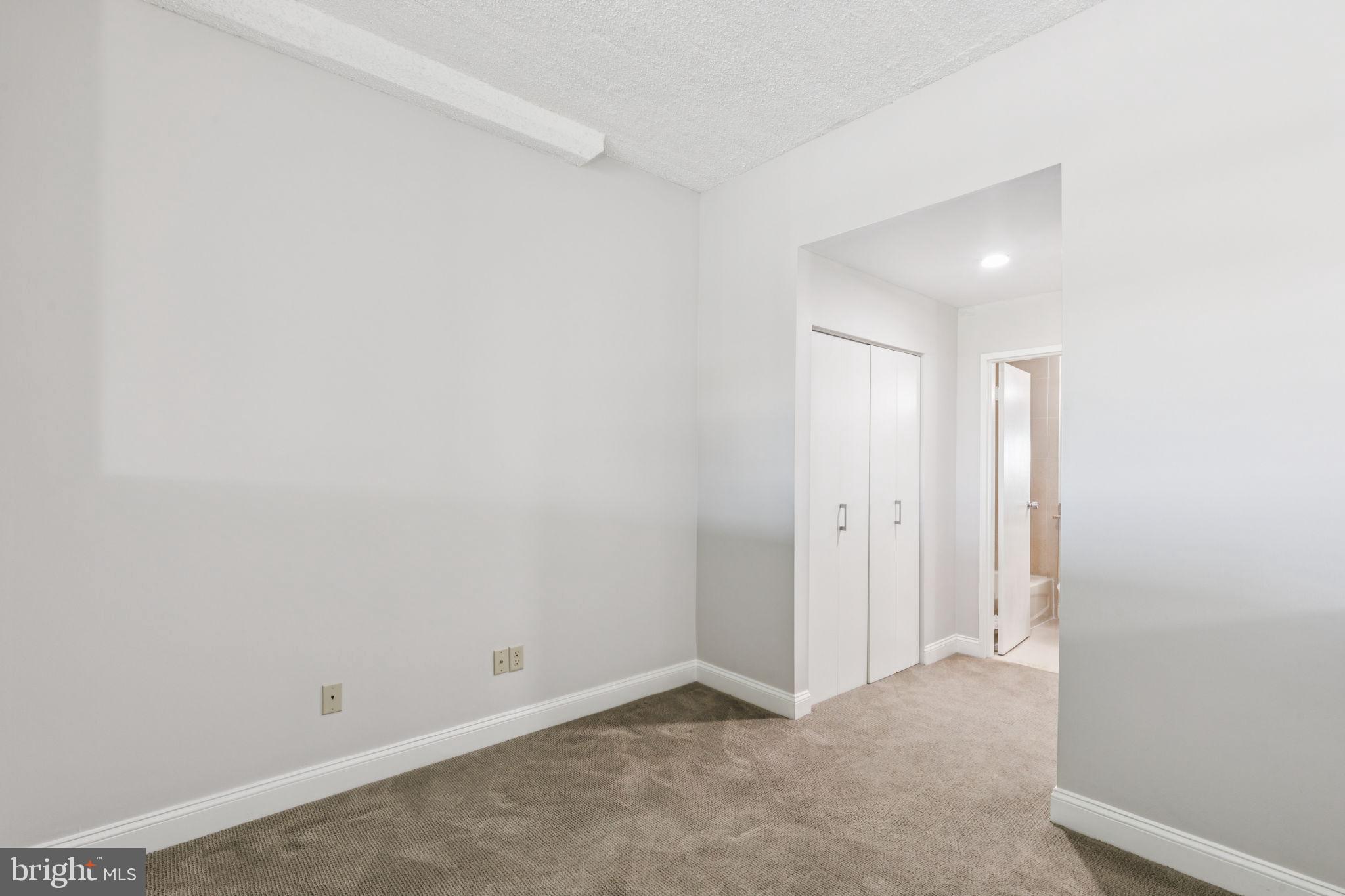 2429 Locust Street, Unit 602 Philadelphia, PA 19103 - Photo 12 of 26