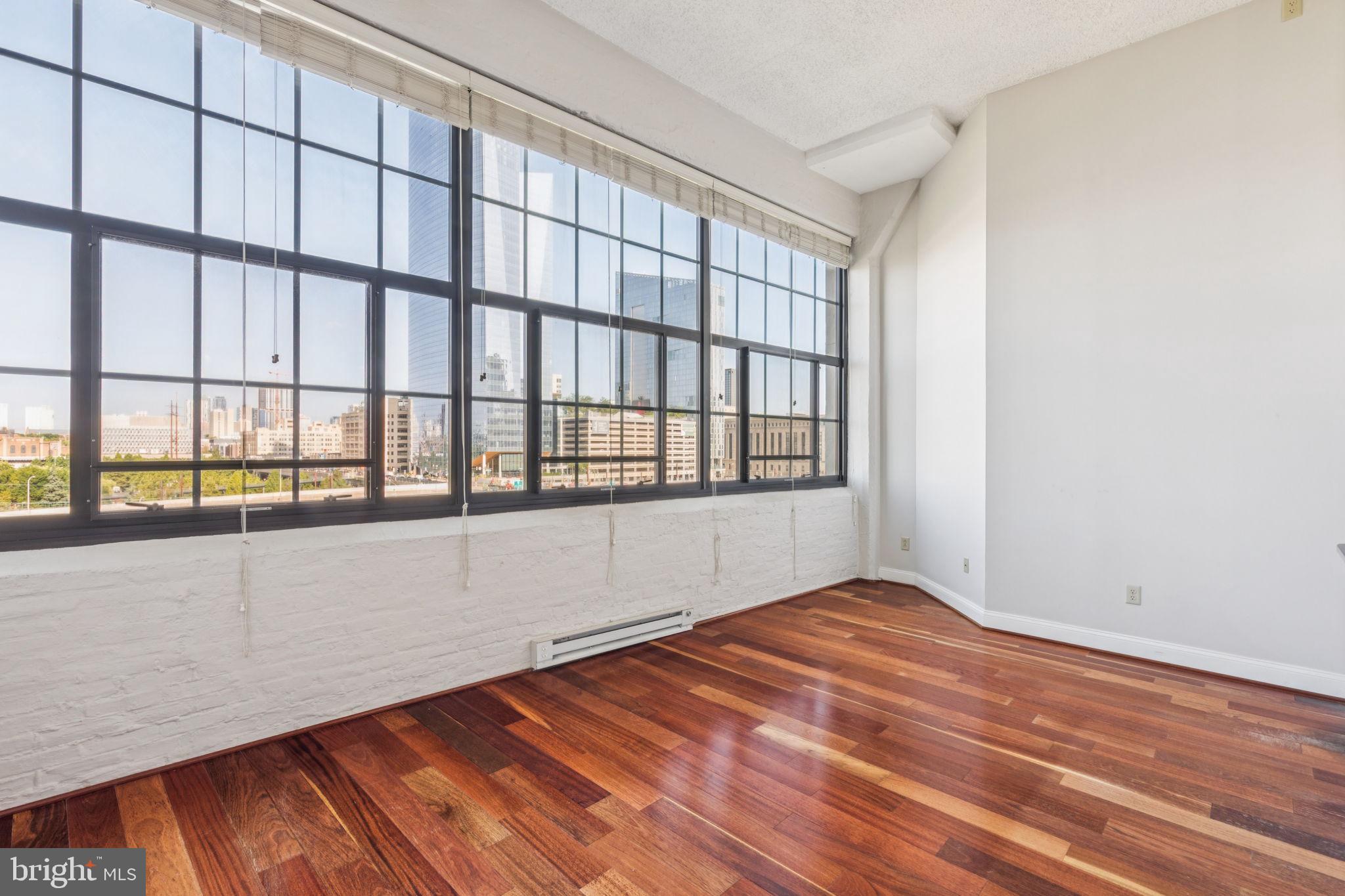 2429 Locust Street, Unit 602 Philadelphia, PA 19103 - Photo 5 of 26