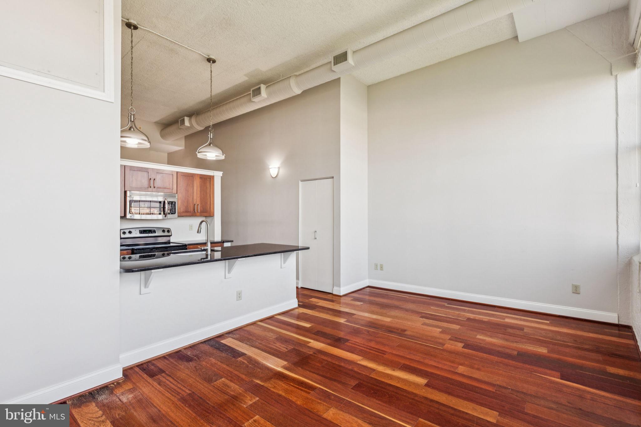 2429 Locust Street, Unit 602 Philadelphia, PA 19103 - Photo 8 of 26