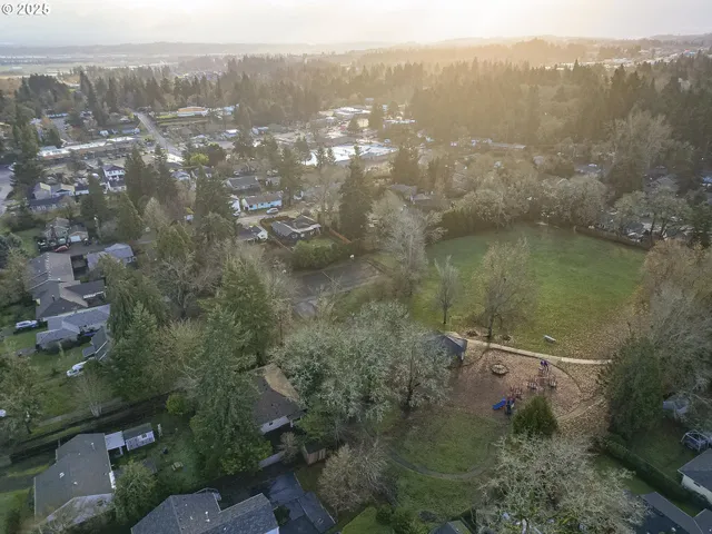 $390,000 | 482 Ewald Avenue Southeast, Salem, OR 97302