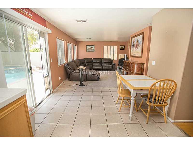 9805 Ranch Hand Avenue Las Vegas, NV 89117 - Photo 7 of 35 Property Photo.