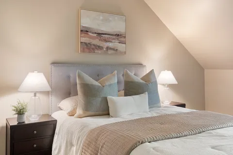 $629,000 | 10 Charnstaff Lane, Unit 204, Billerica, MA 01821