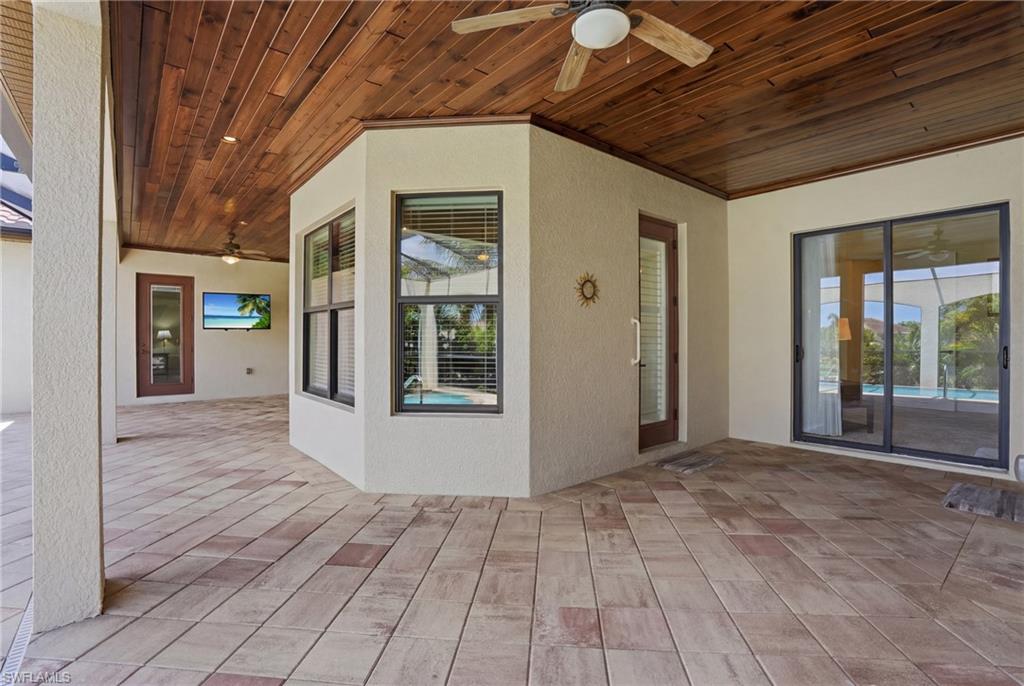 3266 Runaway Lane Naples, FL 34114 - Photo 31 of 40