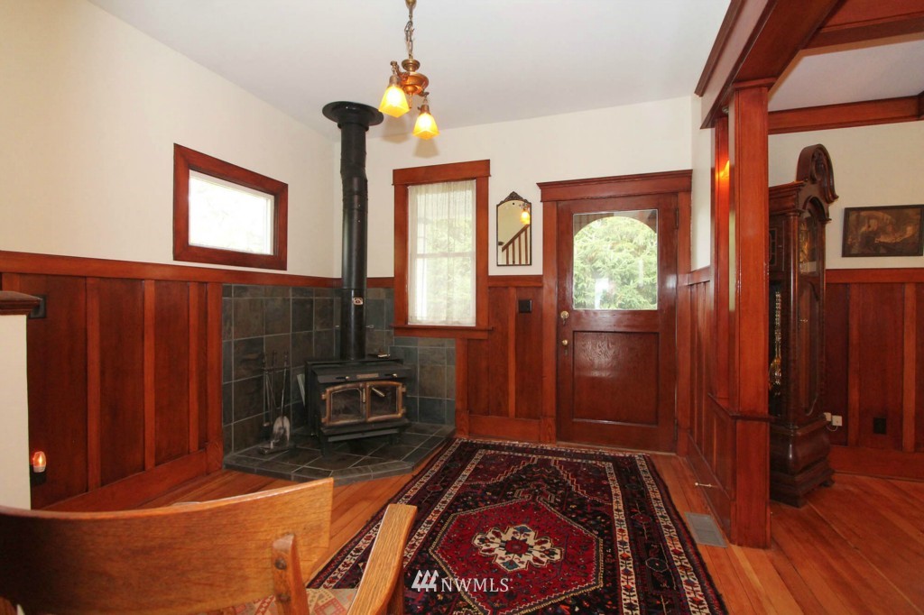 10115 Southwest Bank Road Vashon, WA 98070 - Photo 13 of 23 Gallery Image 13