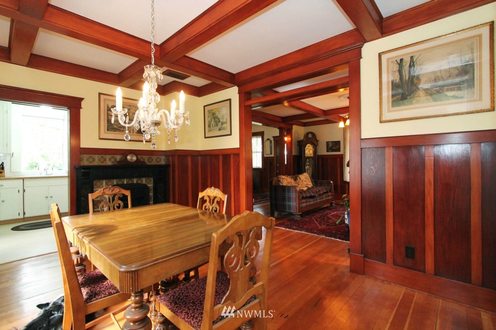 10115 Southwest Bank Road Vashon, WA 98070 - Photo 8 of 23 Gallery Image 8