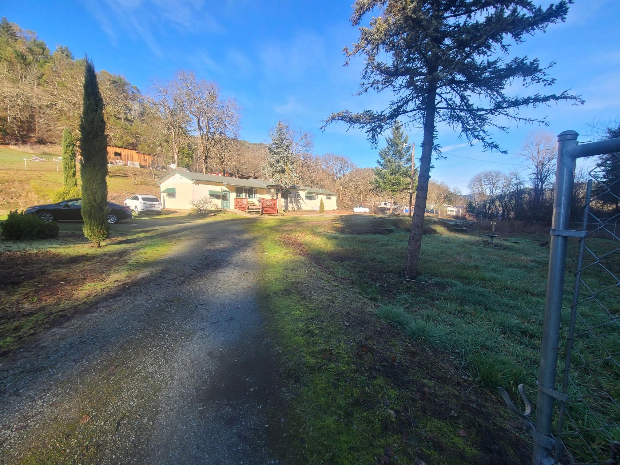 3898 Shoestring Road Riddle, OR 97469 - Photo 2 of 50 2