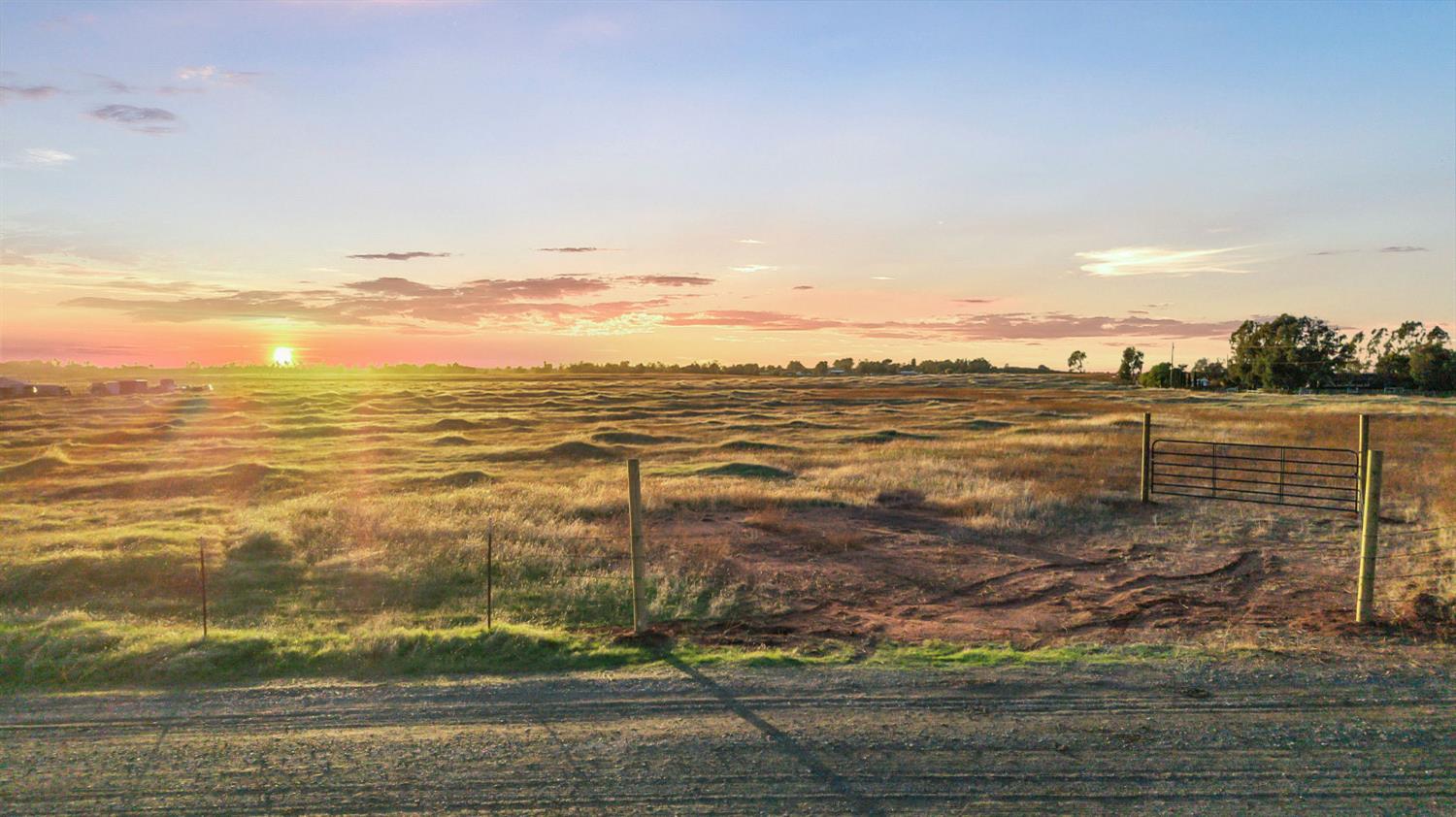 2071 Northridge Road Lincoln, CA 95648 - Photo 18 of 21 a view of an ocean