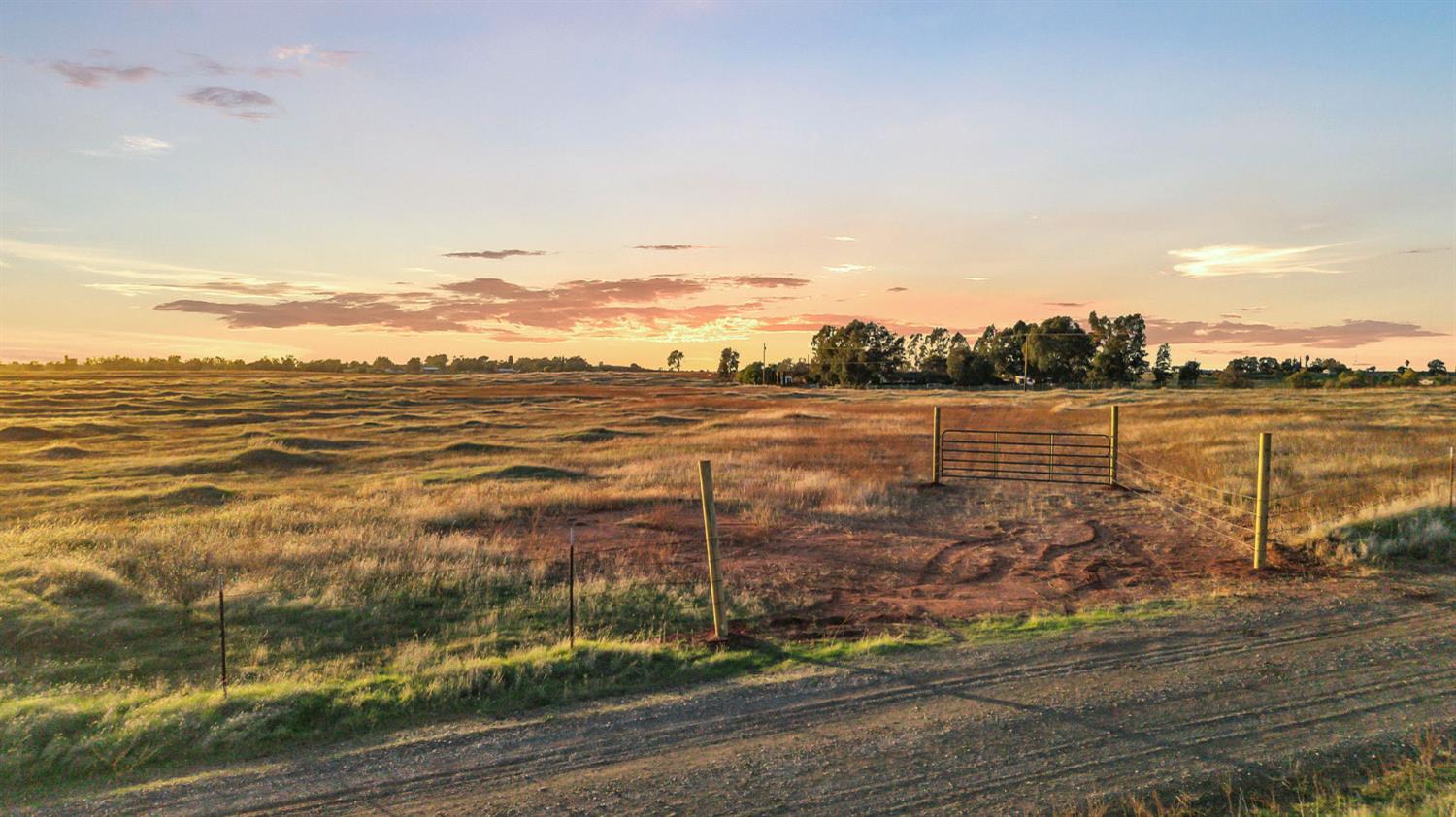 2071 Northridge Road Lincoln, CA 95648 - Photo 19 of 21 a view of an ocean