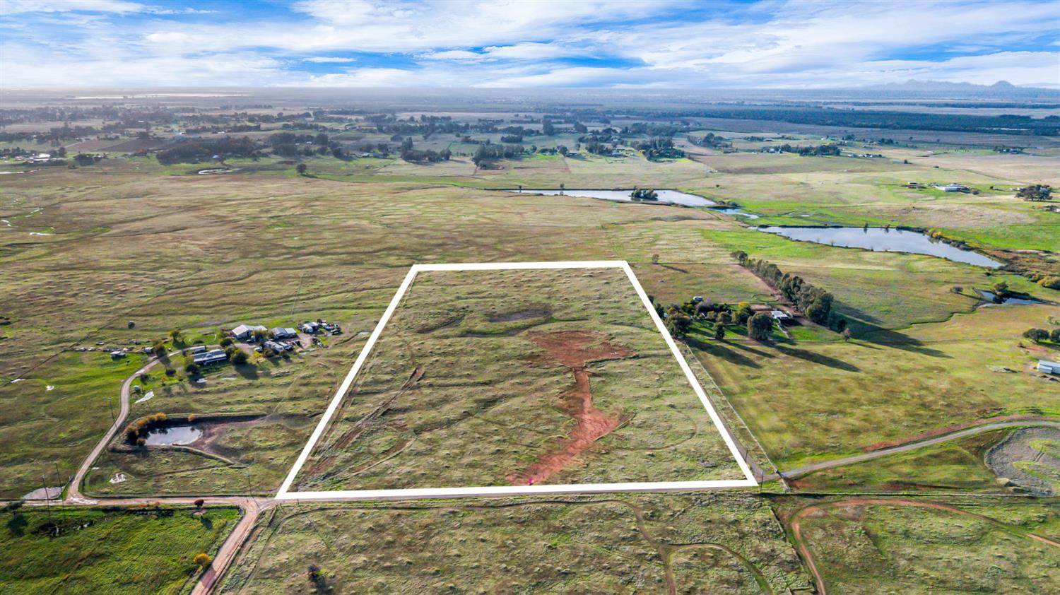 2071 Northridge Road Lincoln, CA 95648 - Photo 6 of 21 a view of a swimming pool with a lake
