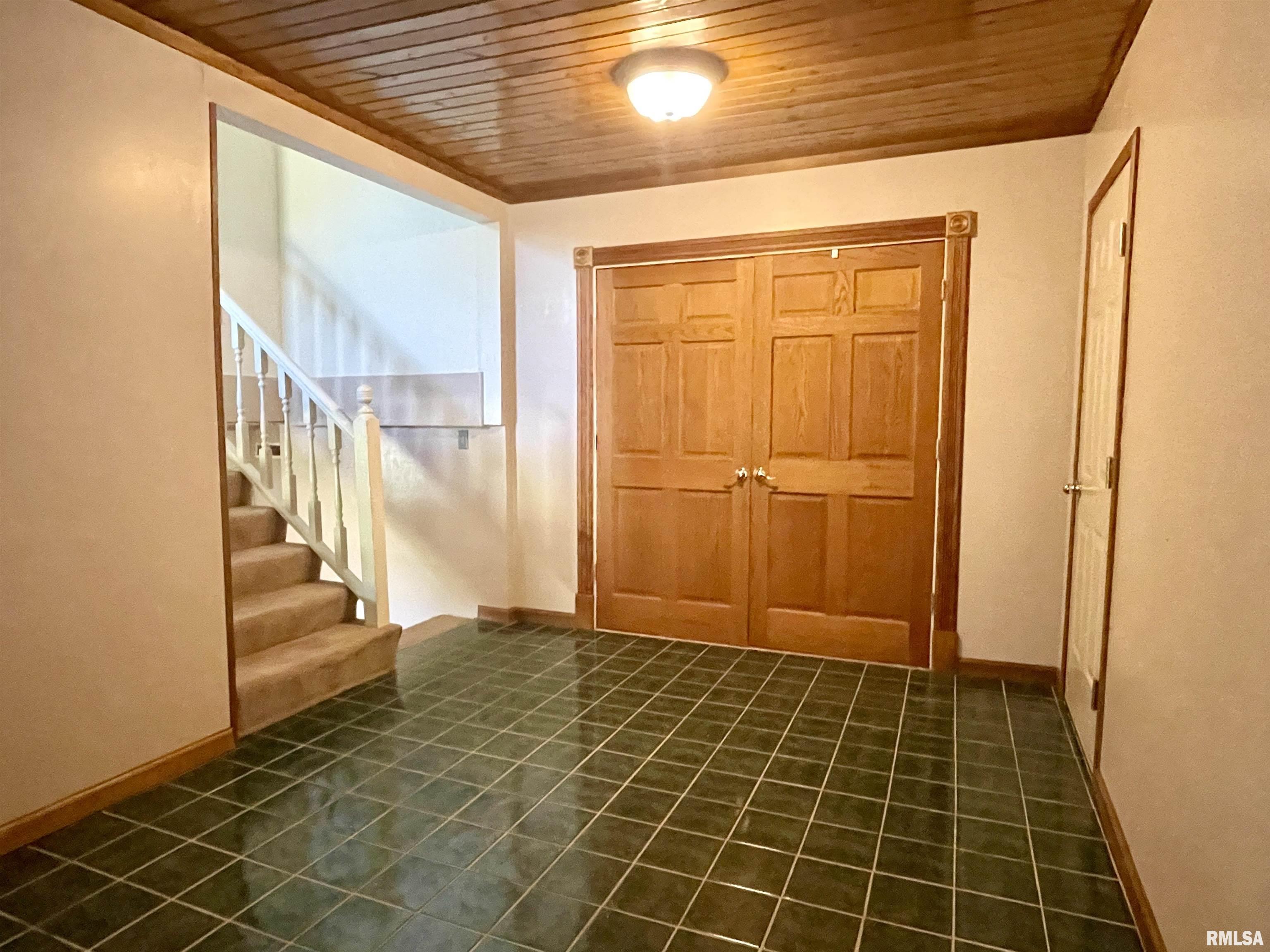 5121 South Sir Lionel Court Mapleton, IL 61547 - Photo 6 of 47