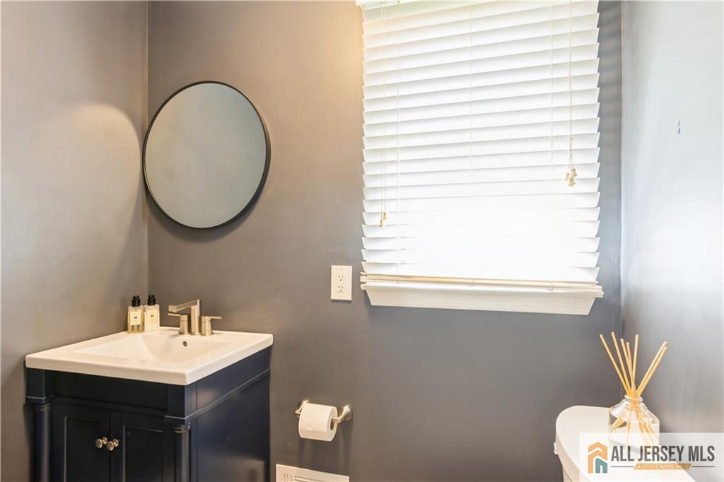 3 Alexander Road East Brunswick, NJ 08816 - Photo 15 of 36 Gallery Image 15