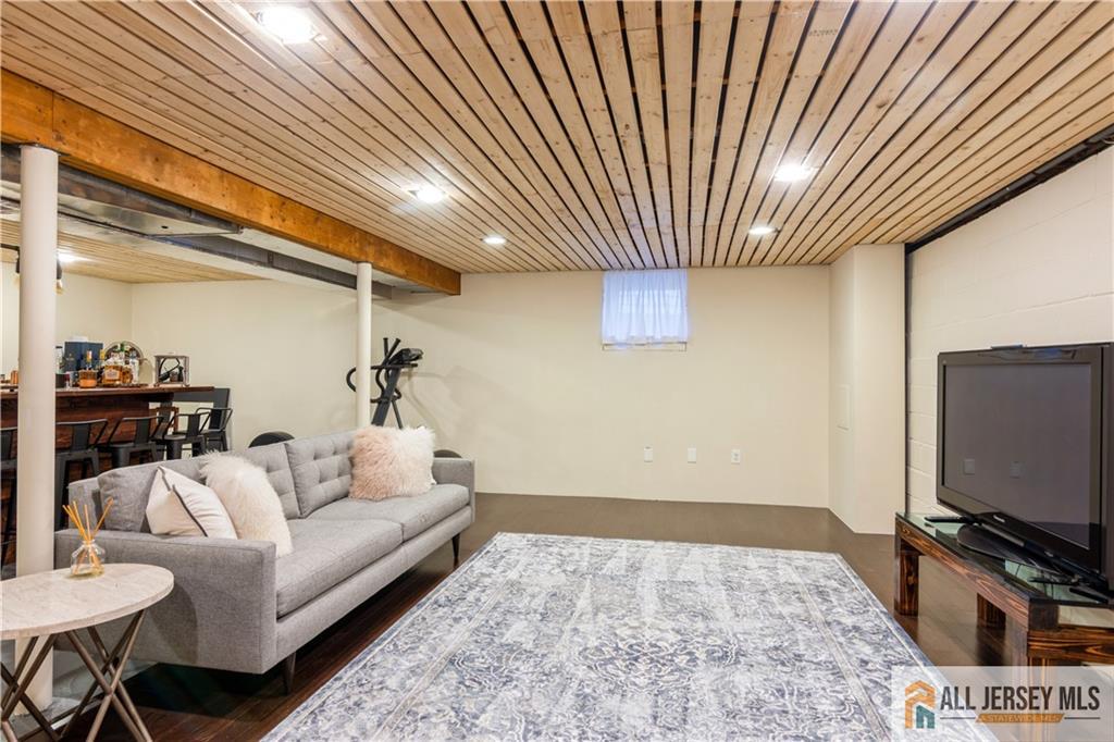 3 Alexander Road East Brunswick, NJ 08816 - Photo 29 of 36 Gallery Image 29