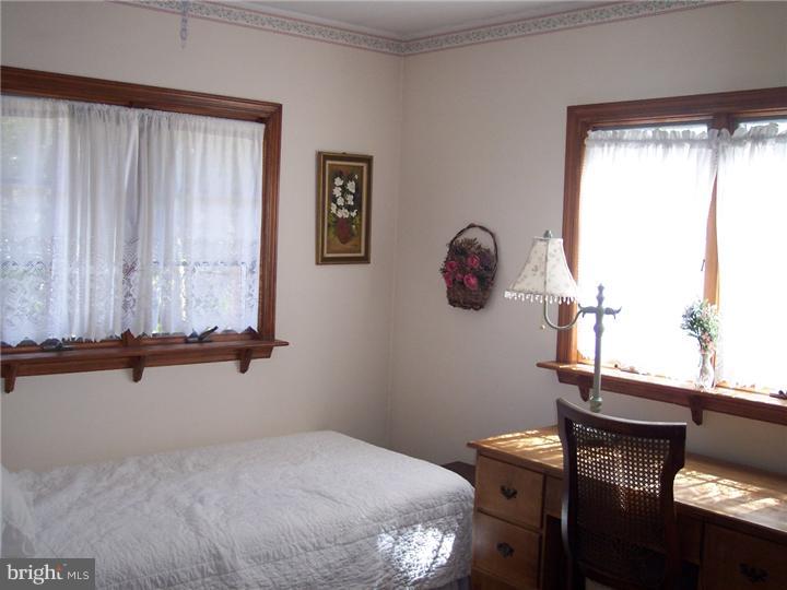 24 Pine Needle Road Levittown, PA 19056 - Photo 12 of 19 Bedroom 3
