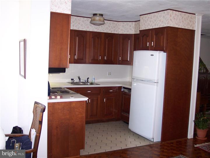 24 Pine Needle Road Levittown, PA 19056 - Photo 7 of 19 Gallery Image 7