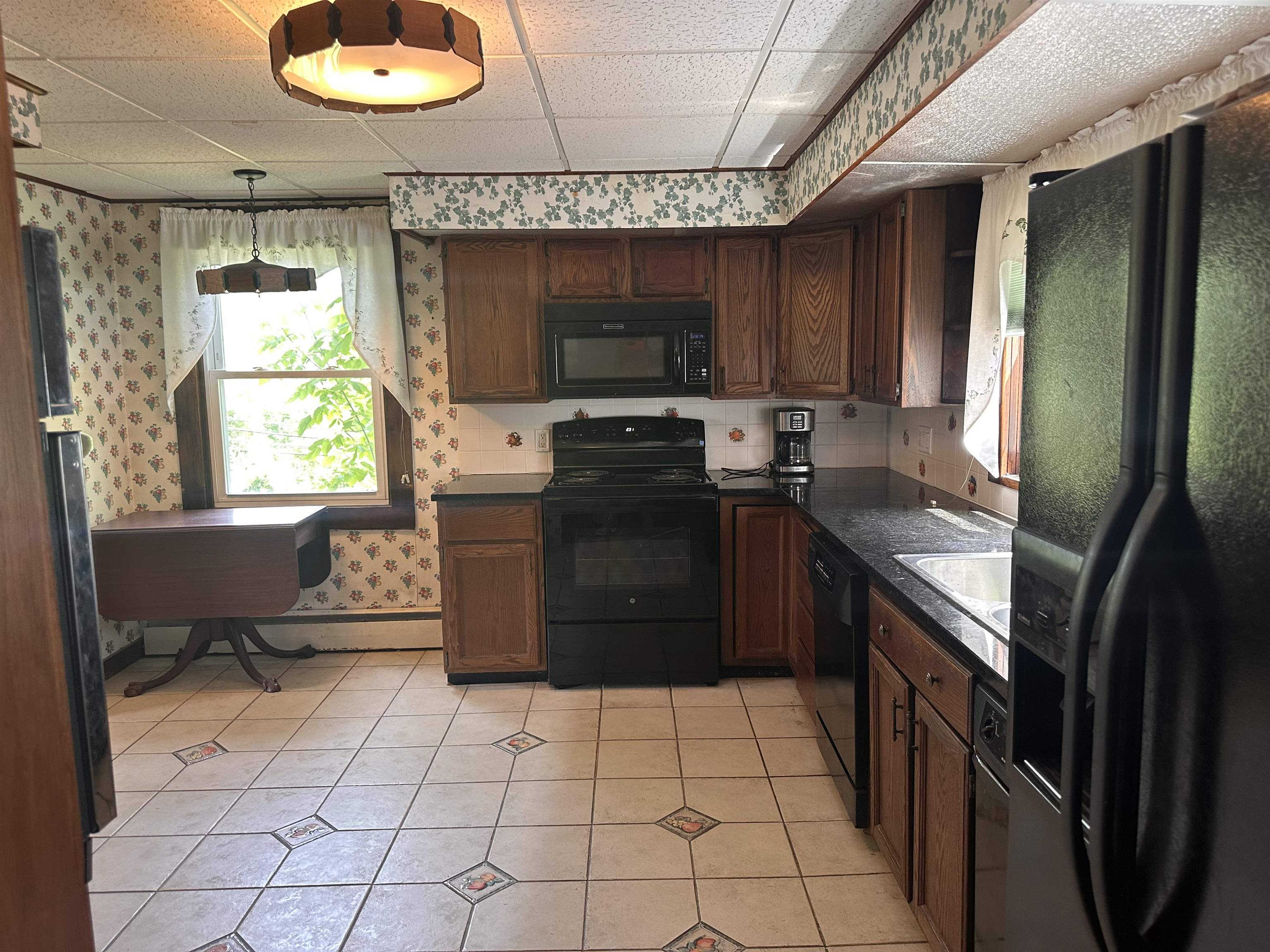 102 Bank Street Lebanon, NH 03766 - Photo 8 of 17