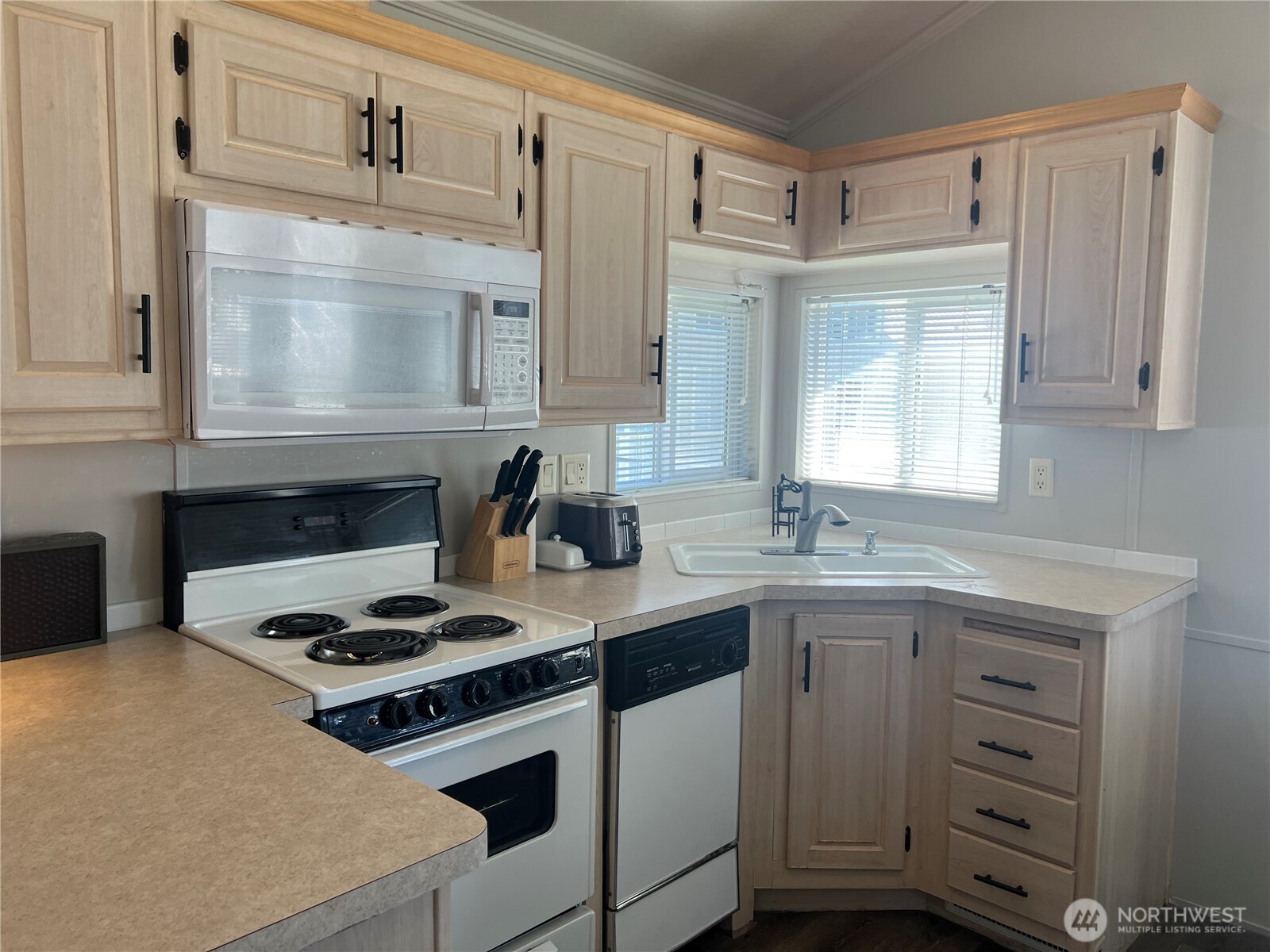 8818 Crescent Bar Road Northwest, Unit 130 Quincy, WA 98848 - Photo 5 of 18