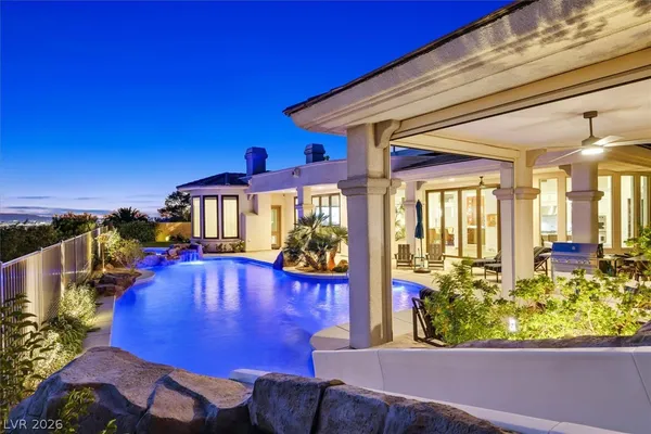 $2,750,000 | 19 Club Vista Drive, Henderson, NV 89052