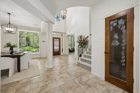 $949,000 | 23 Broadweather Place, The Woodlands, TX 77382