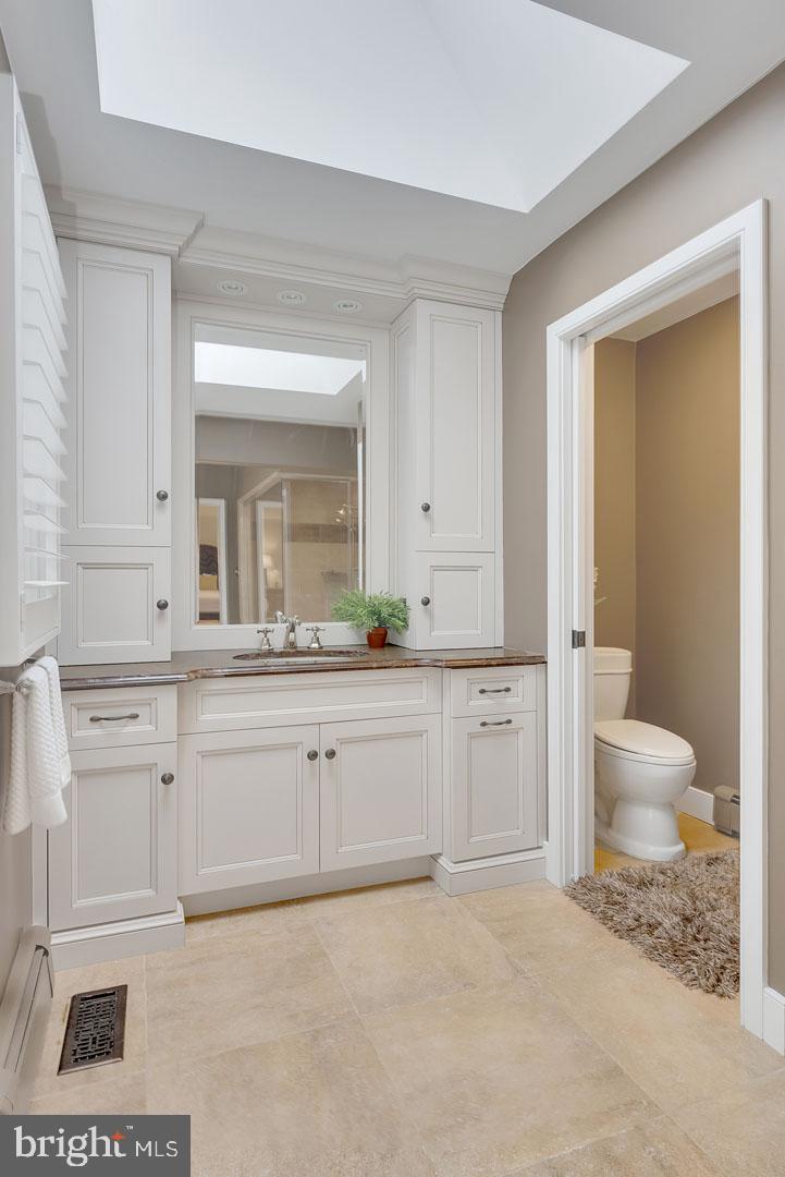 3 Dey Farm Road Princeton Junction, NJ 08550 - Photo 38 of 72 Master bathroom with balconey
