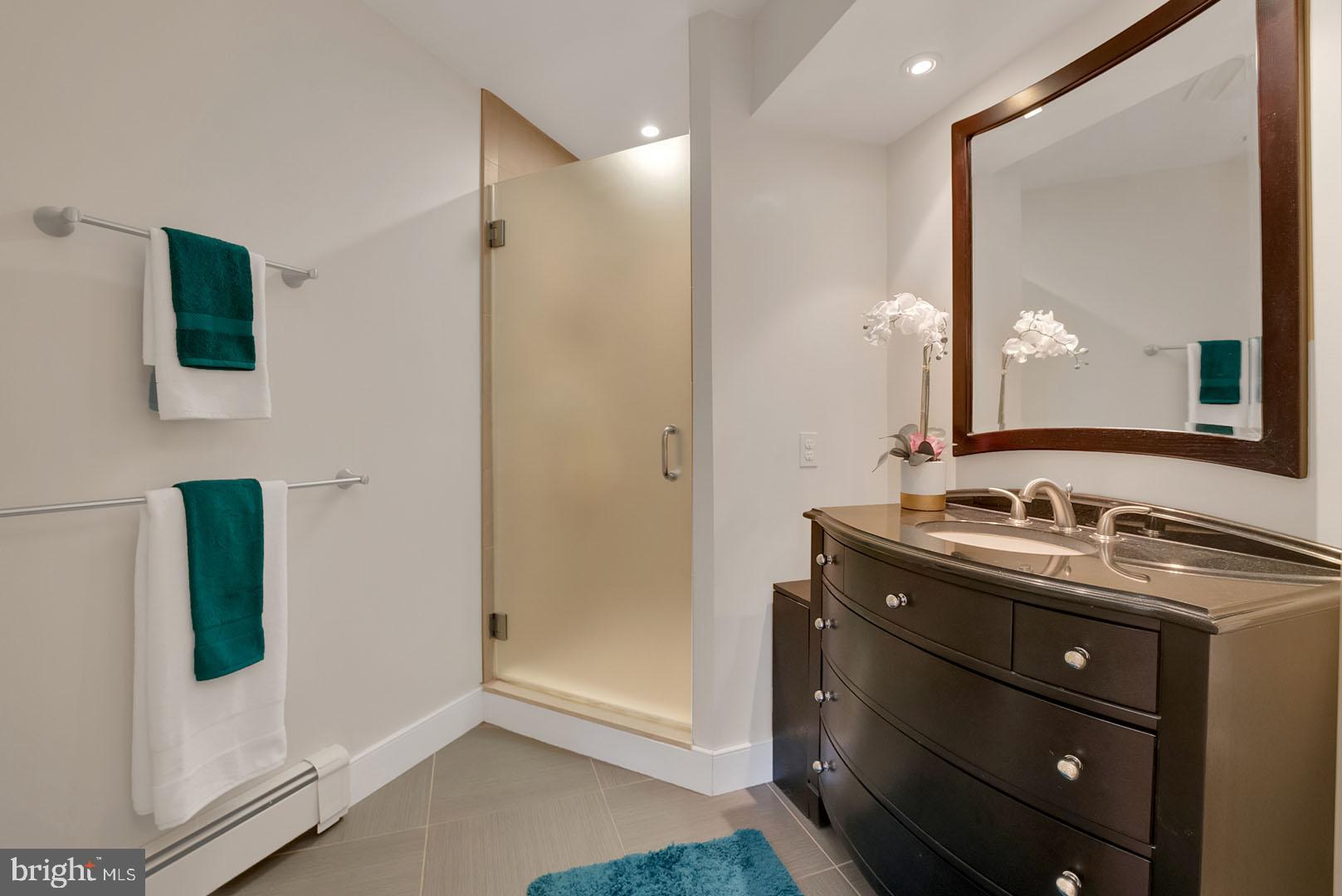 3 Dey Farm Road Princeton Junction, NJ 08550 - Photo 46 of 72 Full bath in Bedroom suite 3