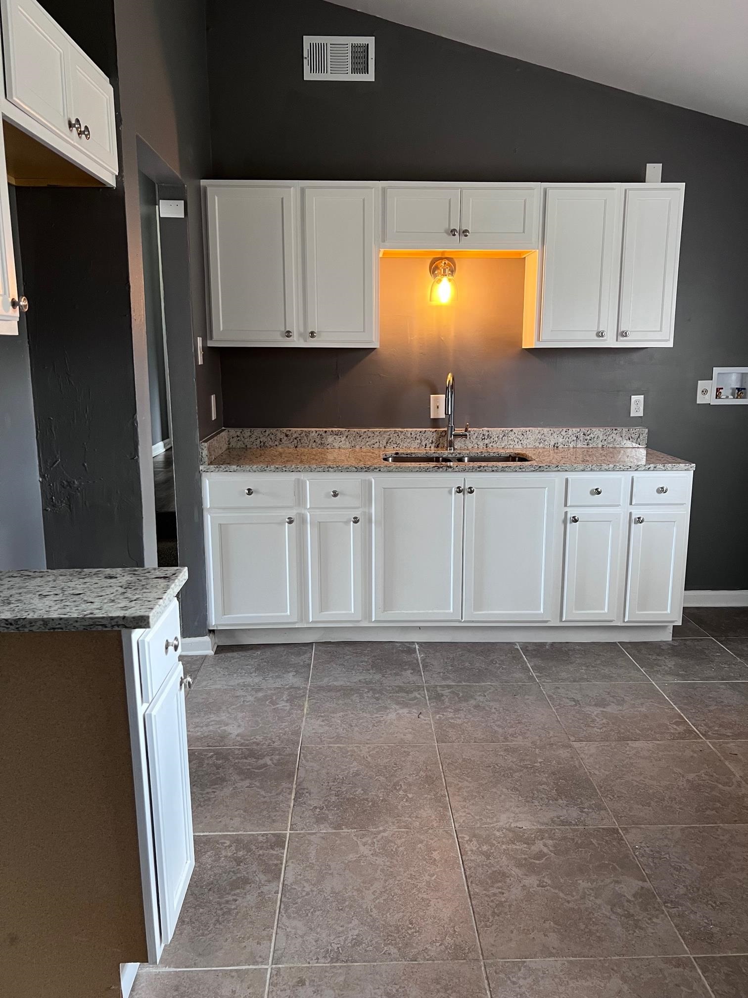 795 West Raines Road Memphis, TN 38109 - Photo 8 of 22 Gallery Image 8