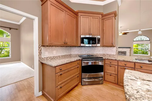 $899,999 | 1471 Briargrove Way, Oldsmar, FL 34677