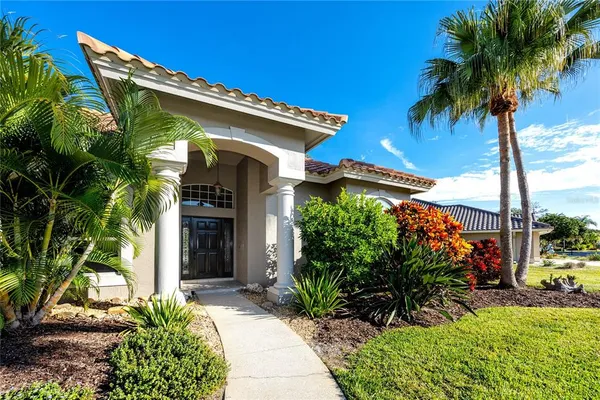 $899,999 | 1471 Briargrove Way, Oldsmar, FL 34677