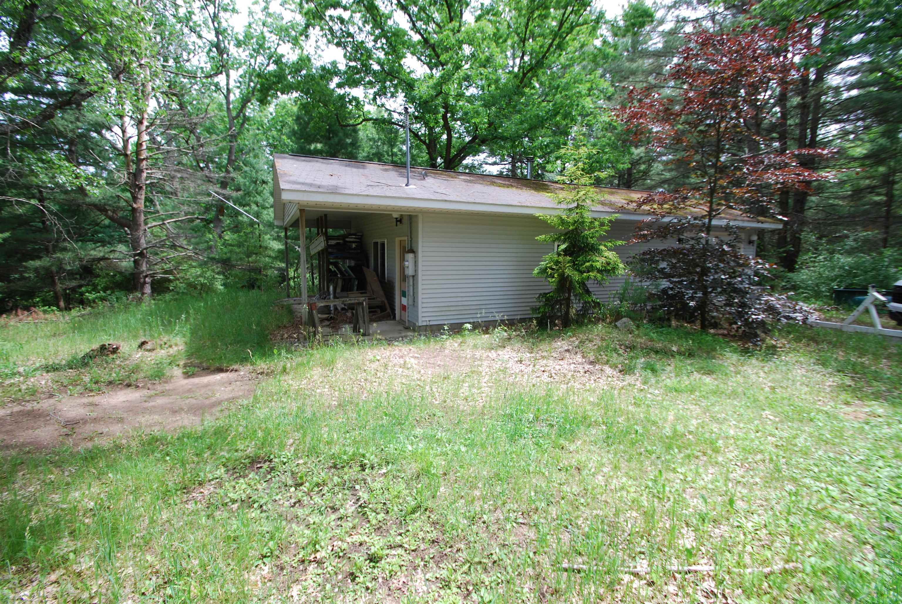 1256 North Plank Road Tawas City, MI 48763 - Photo 2 of 8 1947336-a5a11b57-8511-470e-a73c-12a2cf38a003.JPG