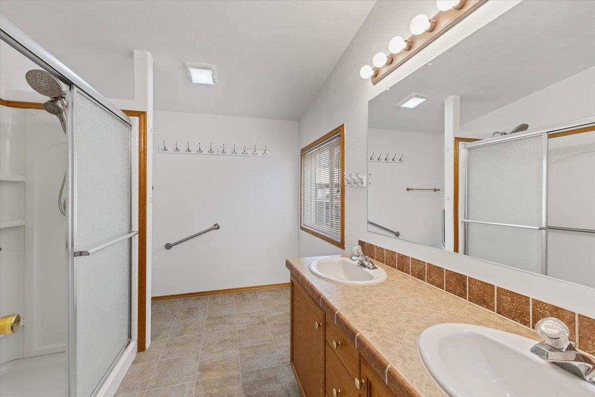 3110 East Chattaroy Road, Unit 107 Chattaroy, WA 99003 - Photo 14 of 28 Gallery Image 14