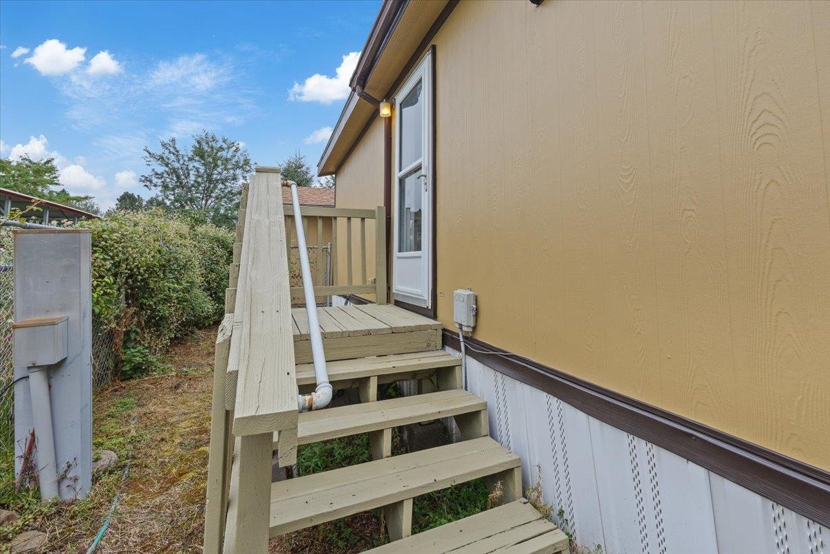 3110 East Chattaroy Road, Unit 107 Chattaroy, WA 99003 - Photo 19 of 28 Gallery Image 19