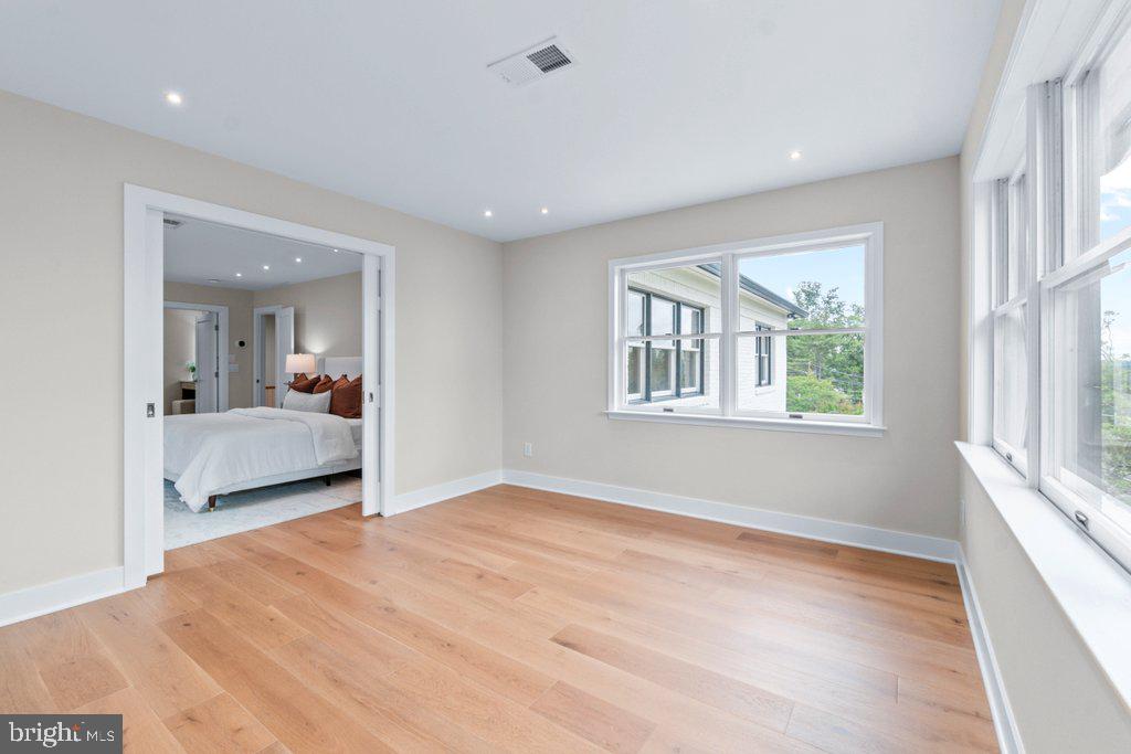 6002 Onondaga Road Bethesda, MD 20816 - Photo 48 of 70