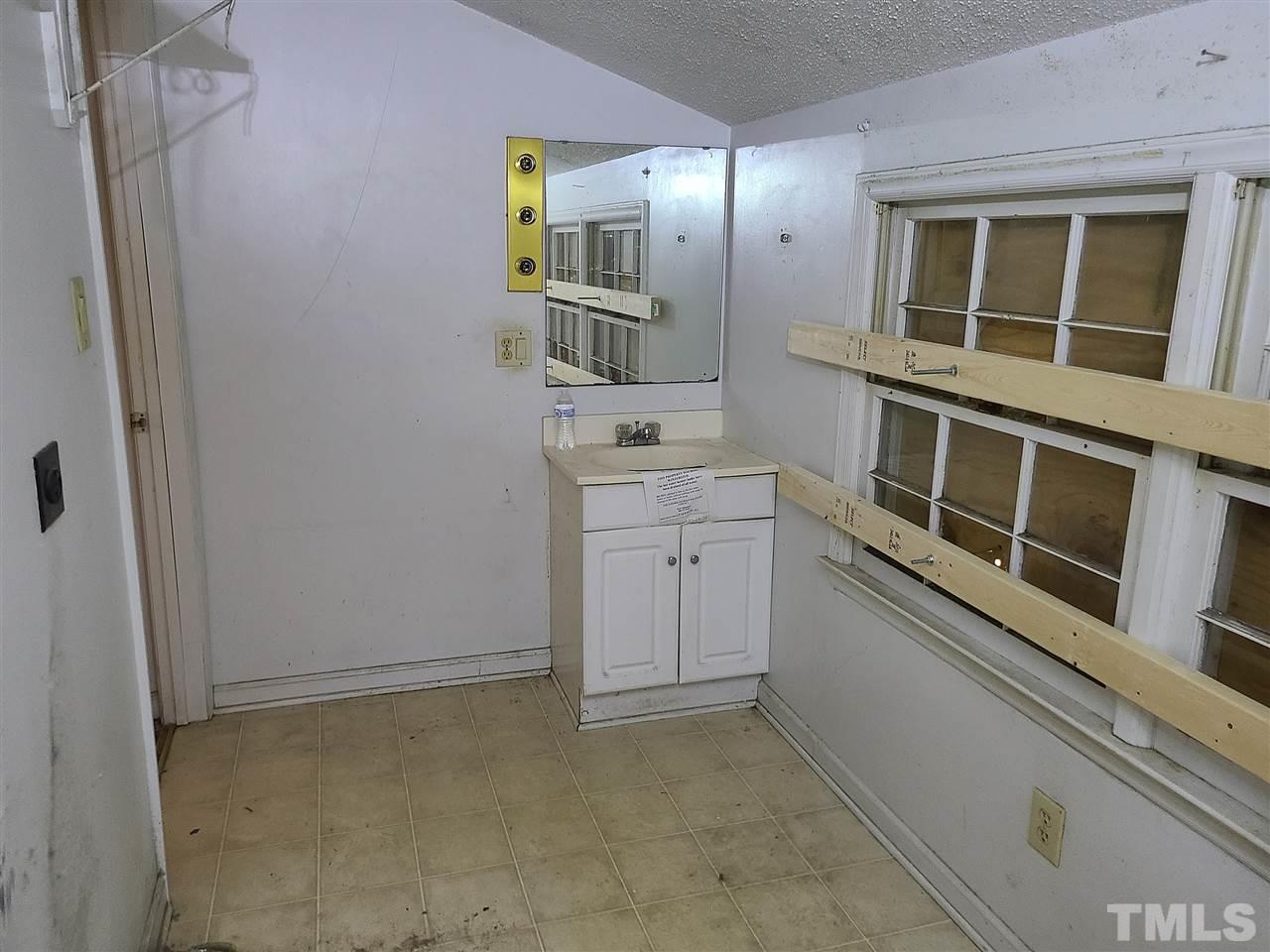 3709 Lee Road Raleigh, NC 27604 - Photo 16 of 29