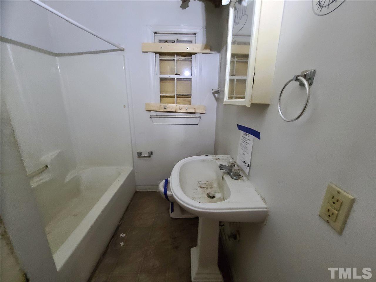 3709 Lee Road Raleigh, NC 27604 - Photo 18 of 29