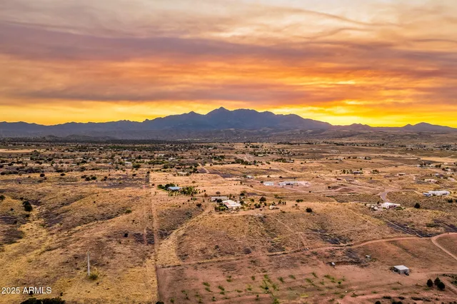 $949,900 | 1 Pinto Trail, Sonoita, AZ 85637