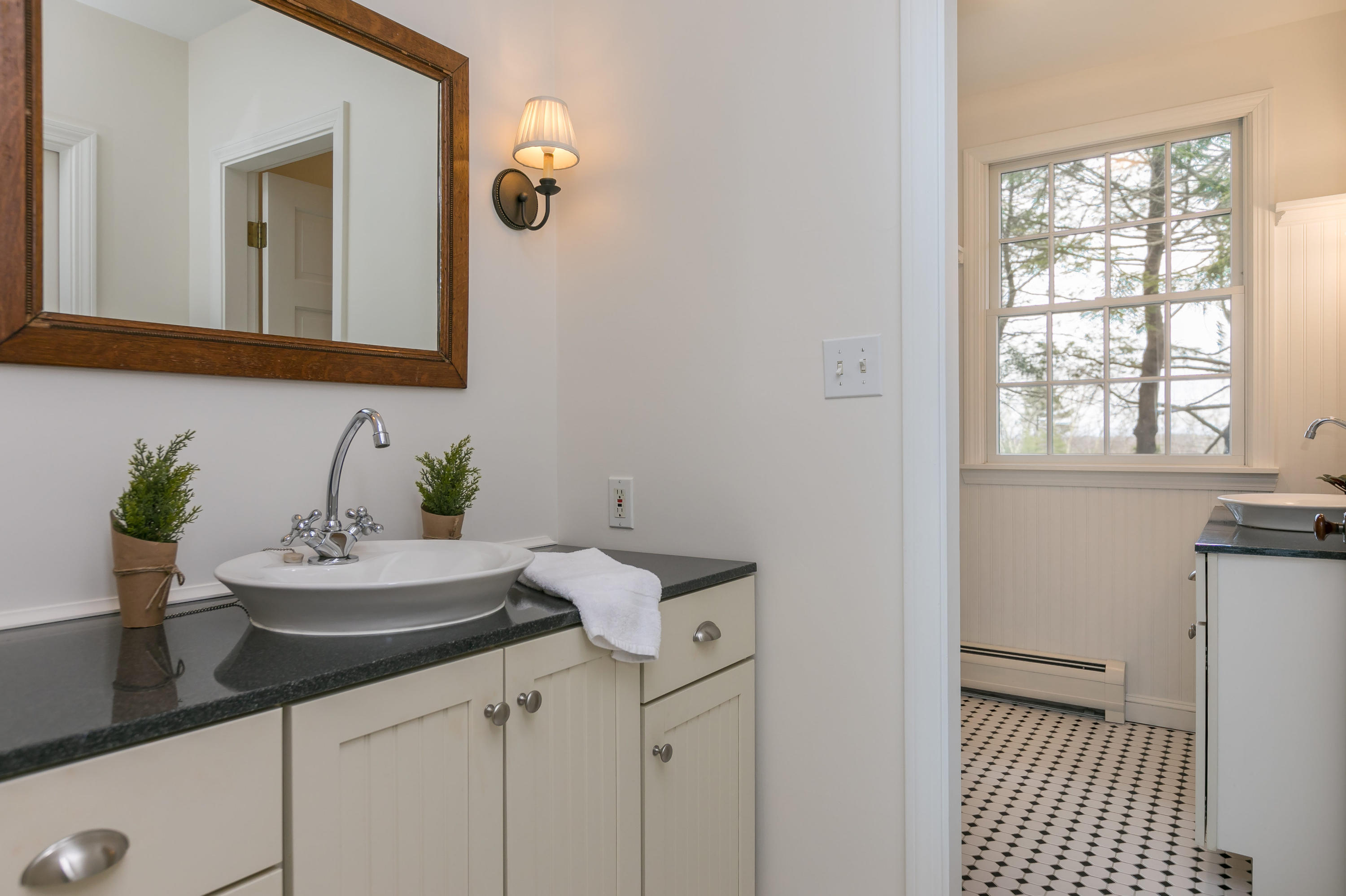 82 Ravine Drive Cumberland Foreside, ME 04110 - Photo 37 of 75 82 Ravine Dr Cumberland-print-039-31-Mas
