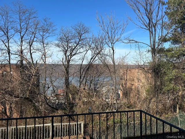 $775,000 | 43 Arthur Place, Yonkers, NY 10701