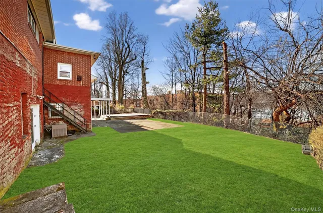 $775,000 | 43 Arthur Place, Yonkers, NY 10701