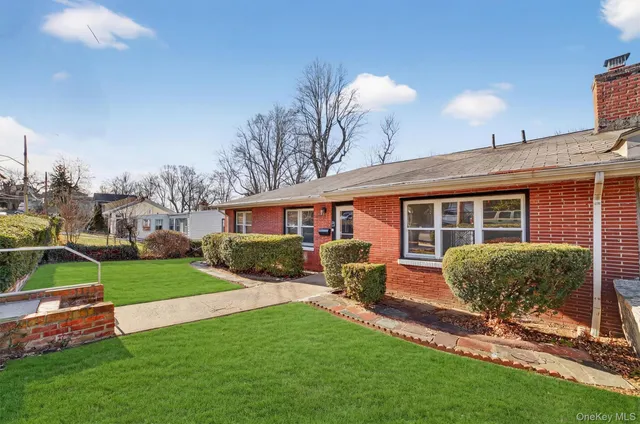 $775,000 | 43 Arthur Place, Yonkers, NY 10701