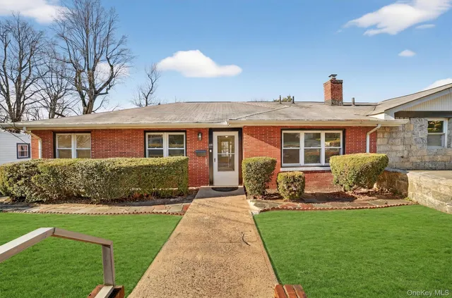 $775,000 | 43 Arthur Place, Yonkers, NY 10701