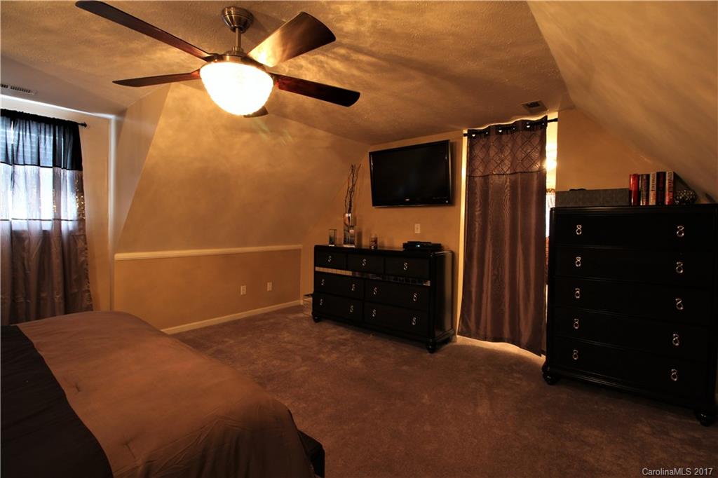 130 Forest Park Road Matthews, NC 28104 - Photo 13 of 19 Gallery Image 13