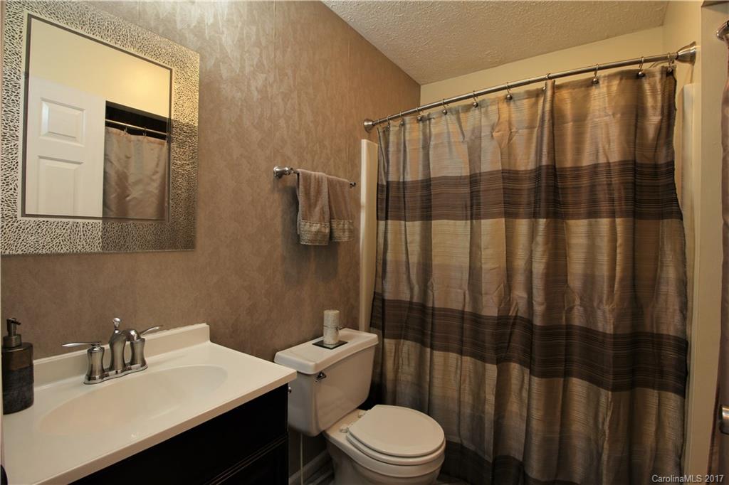 130 Forest Park Road Matthews, NC 28104 - Photo 8 of 19 Gallery Image 8