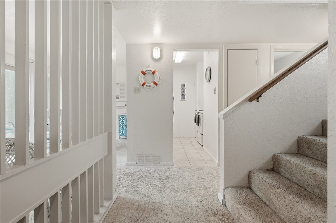 2003 North Fulton Beach Road, Unit 34 34 Rockport, TX 78382 - Photo 2 of 38 a view of an entryway with livingroom