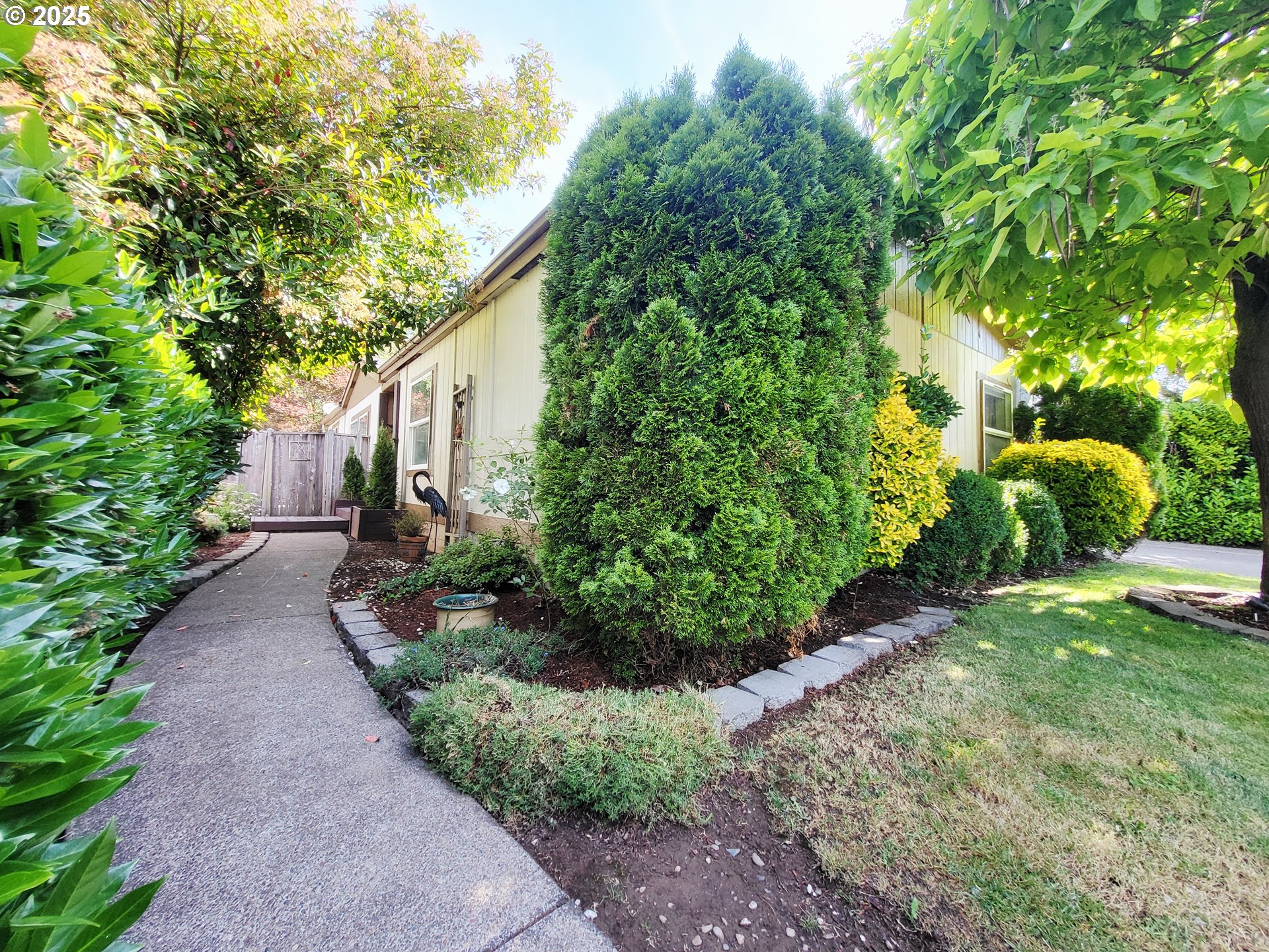 2350 North Terry Street, Unit 55 Eugene, OR 97402 - Photo 4 of 43