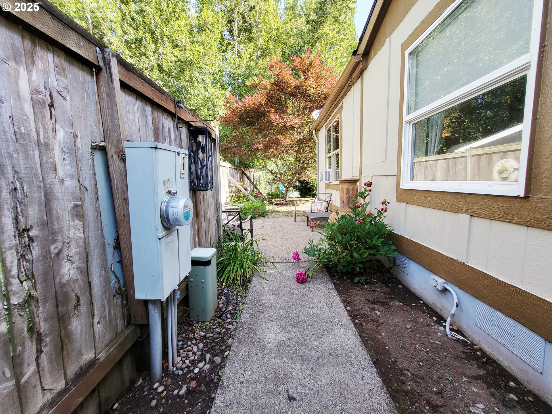 2350 North Terry Street, Unit 55 Eugene, OR 97402 - Photo 41 of 43